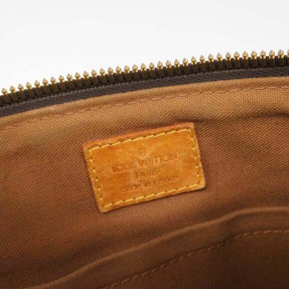 LOUIS VUITTON Brown Monogram Tote Bag - Picture 5 of 16